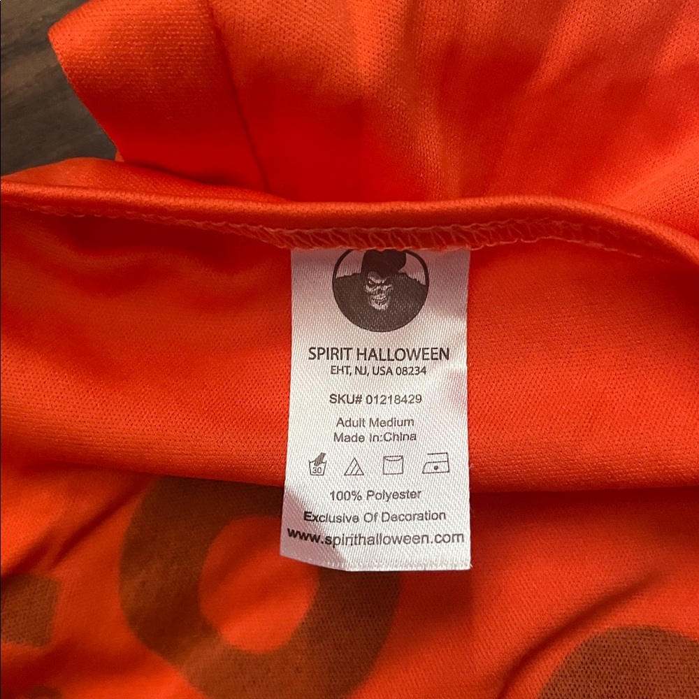 Spirit Orange Inmate Costume - Picture 5 of 5